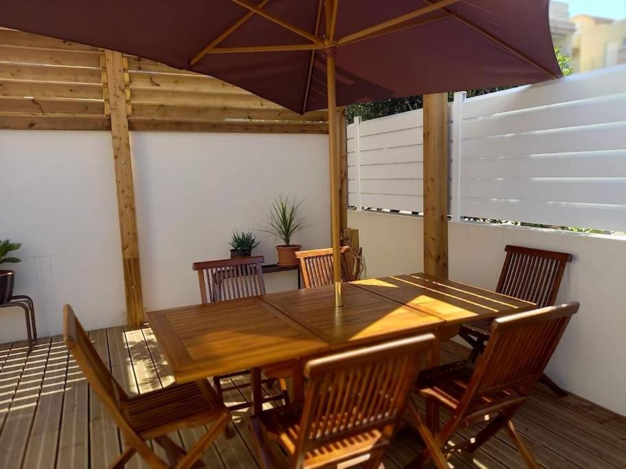 Appartement 100 M2 Terrasse Piscine Gruissan Kültér fotó