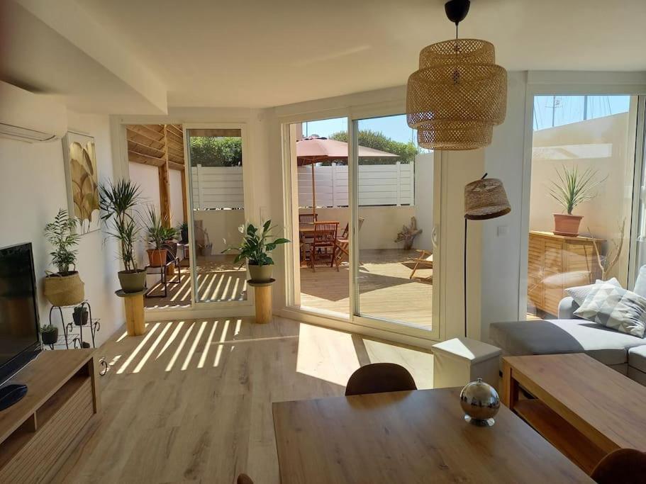 Appartement 100 M2 Terrasse Piscine Gruissan Kültér fotó