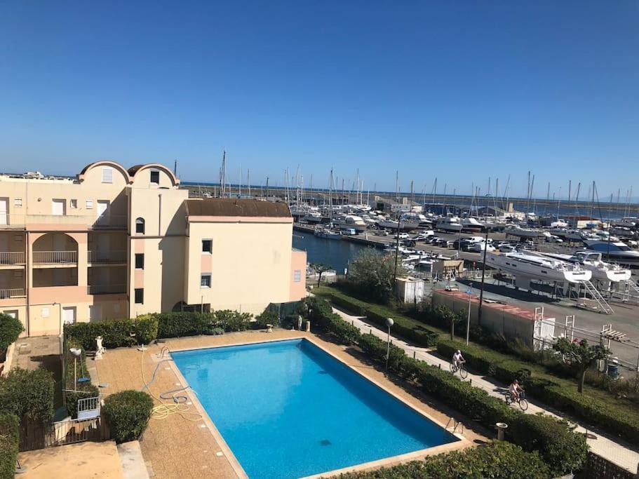 Appartement 100 M2 Terrasse Piscine Gruissan Kültér fotó